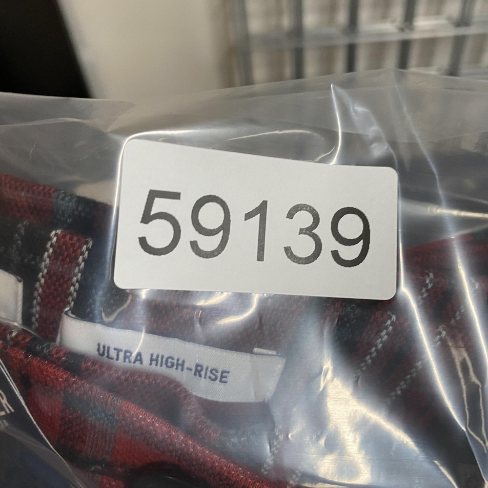 Hollister Skort Womens‎ Small Ultra High Rise Red Plaid Wrap Academia Shorts - Picture 16 of 16
